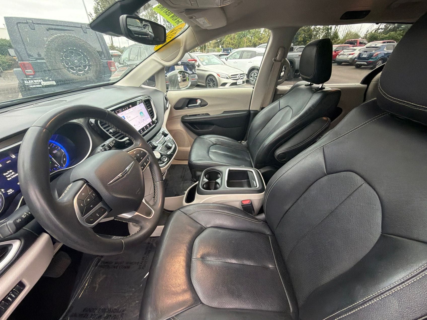 2022 Chrysler Pacifica Touring L