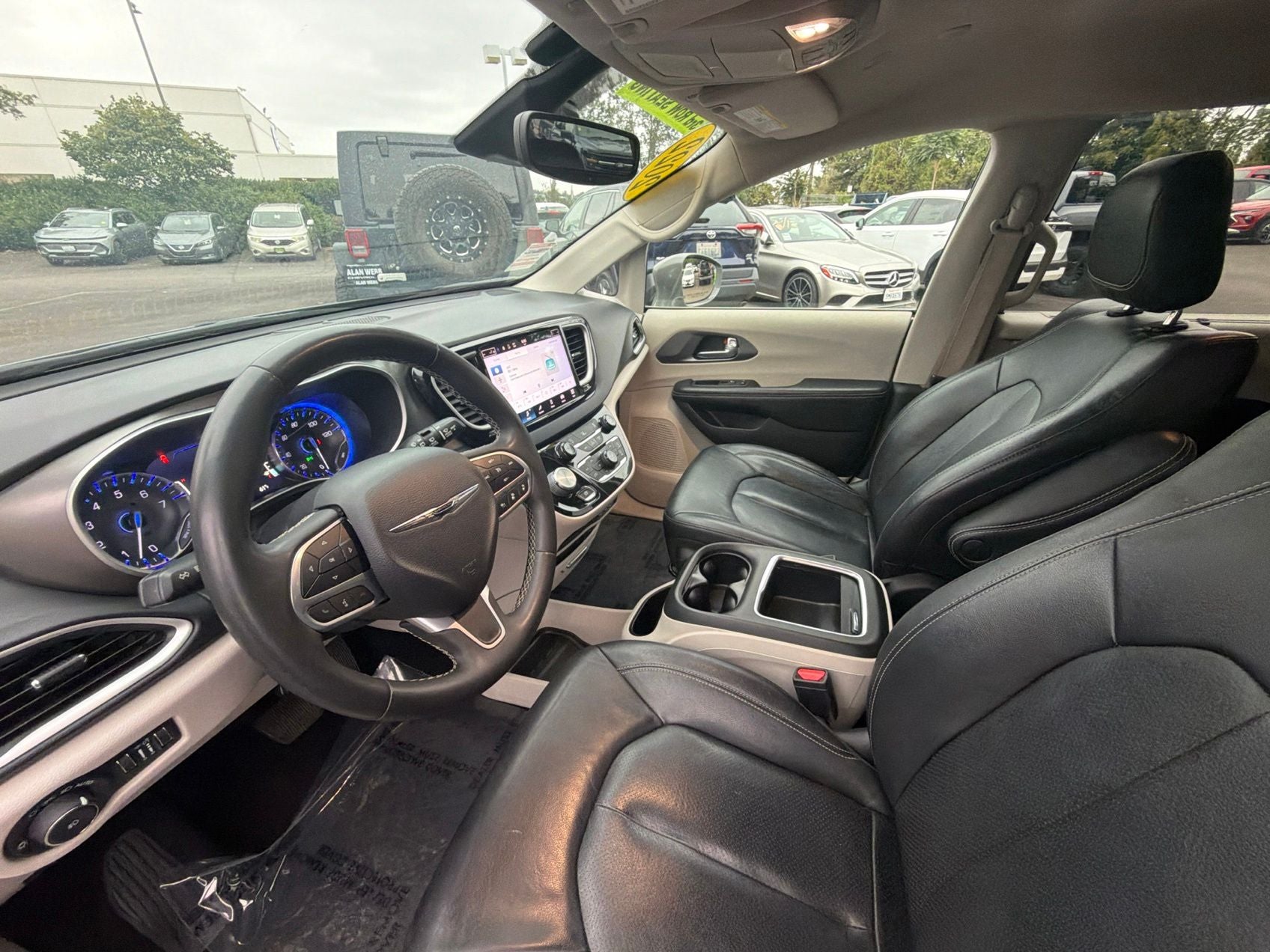 2022 Chrysler Pacifica Touring L