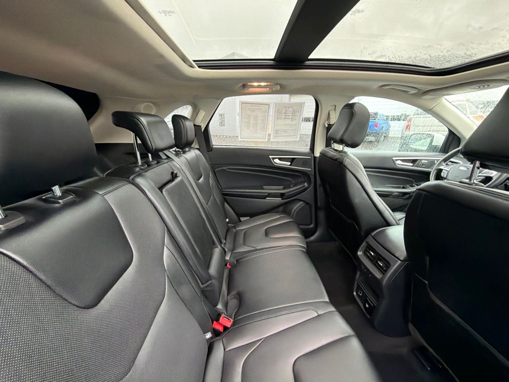 2021 Ford Edge Titanium