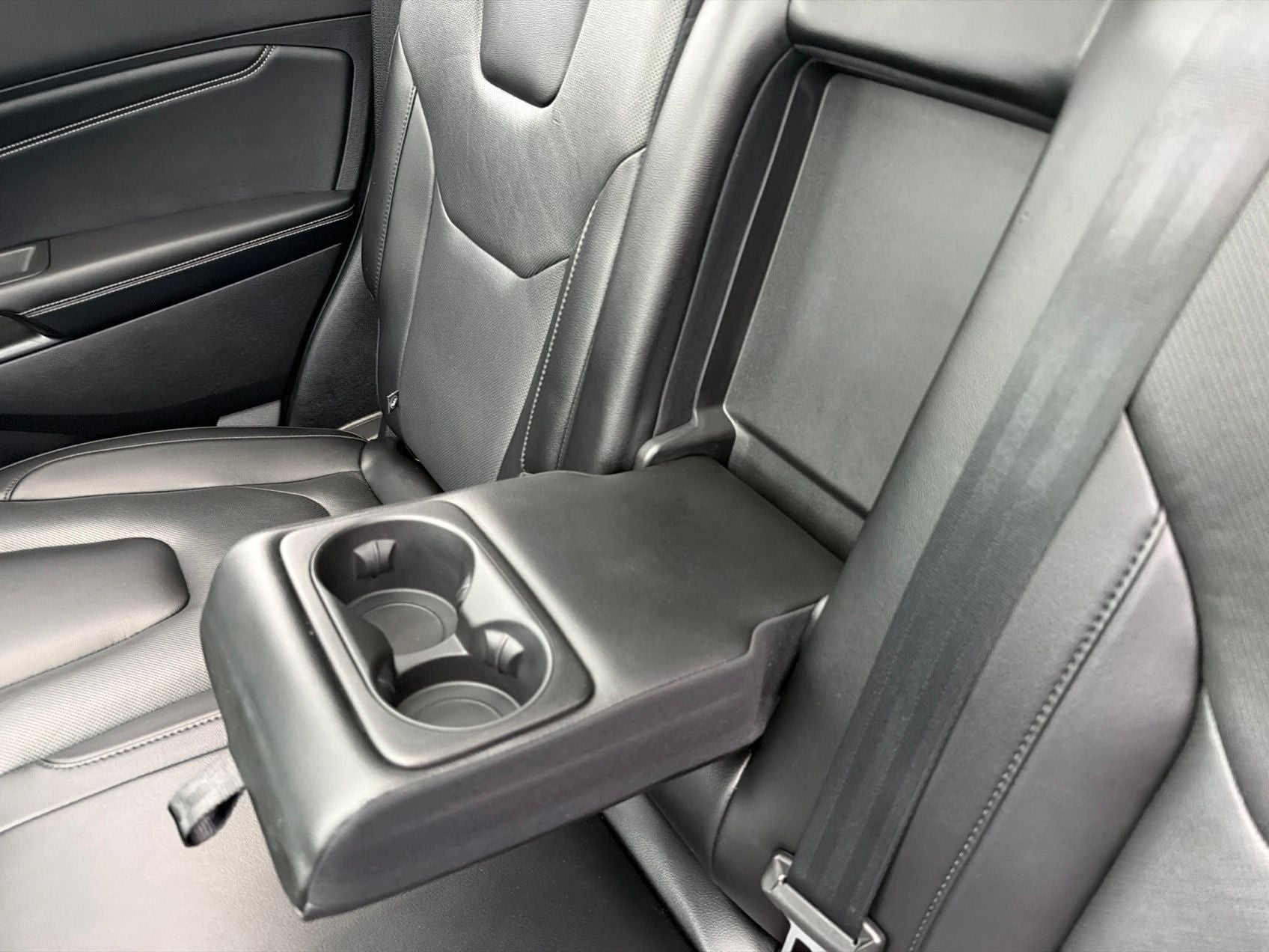 2021 Ford Edge Titanium