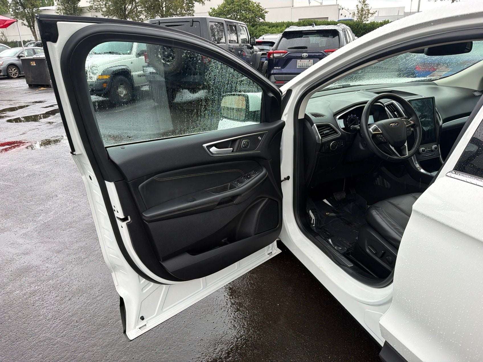 2021 Ford Edge Titanium