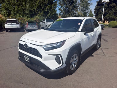 2023 Toyota RAV4 LE