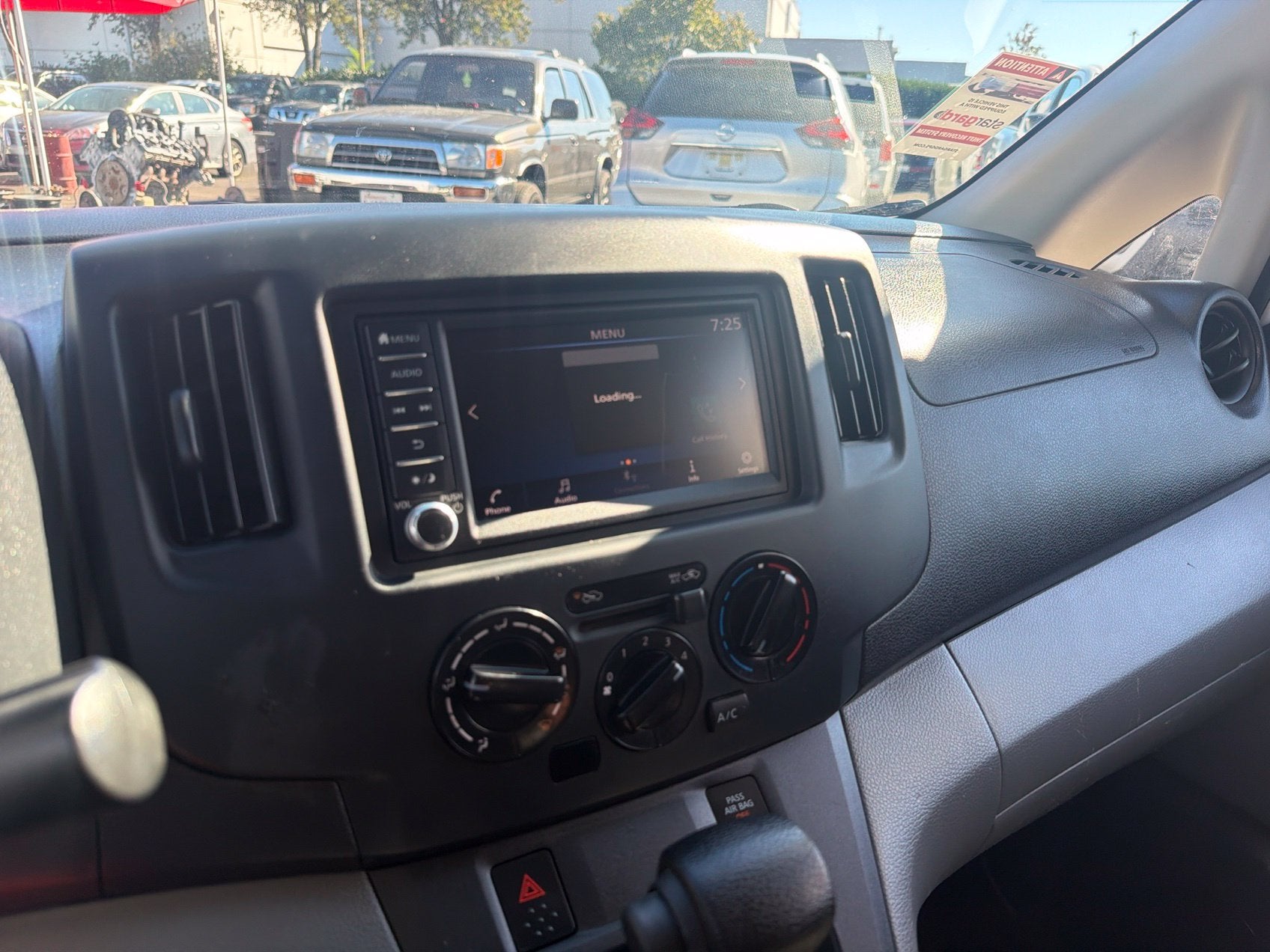 2021 Nissan NV200 S