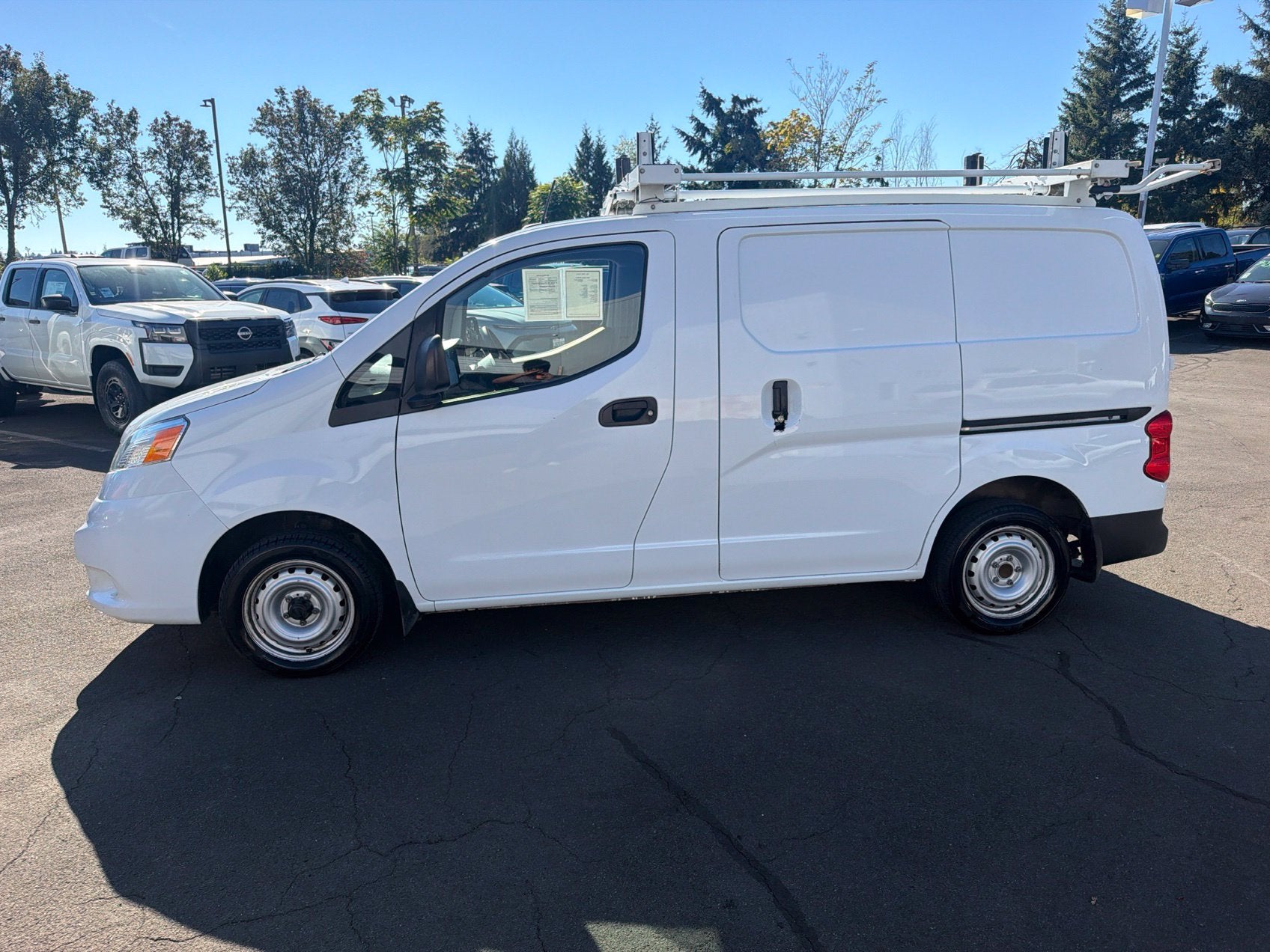 2021 Nissan NV200 S
