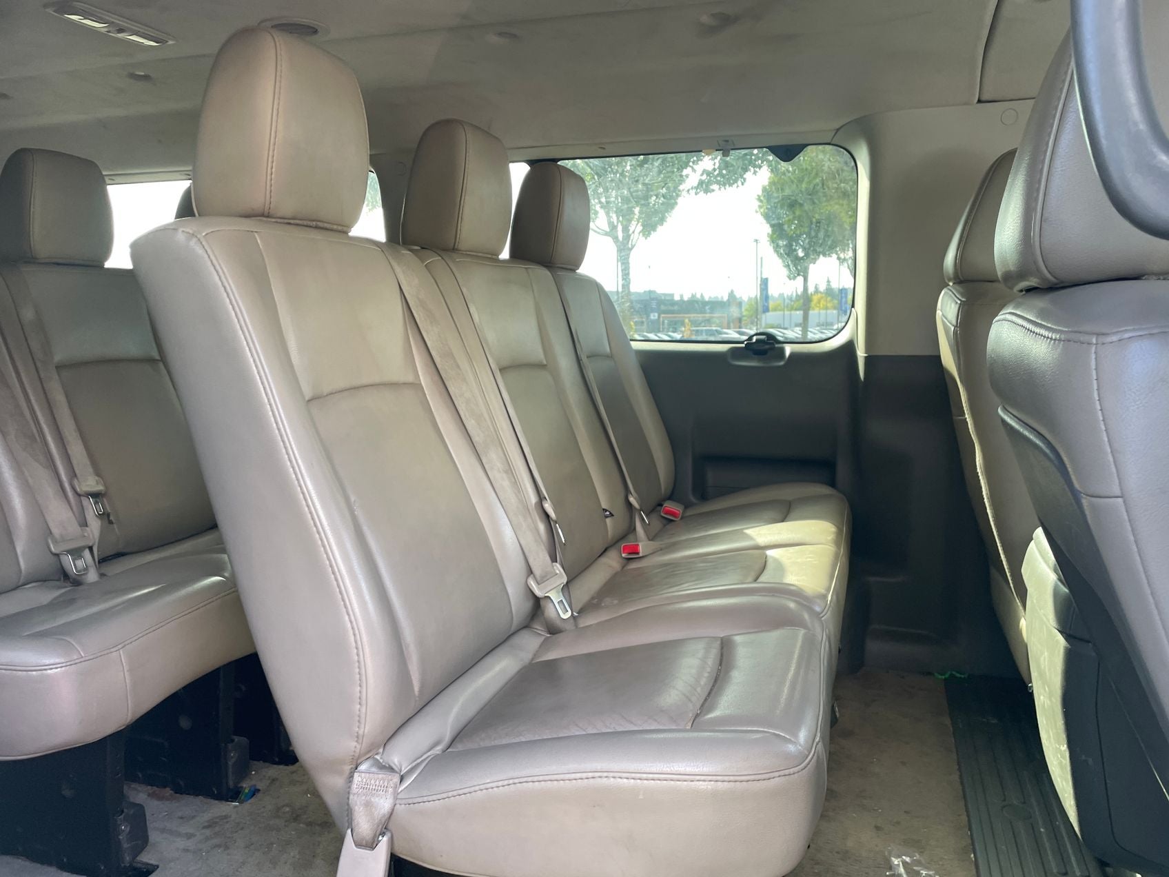 2014 Nissan NV Passenger SL