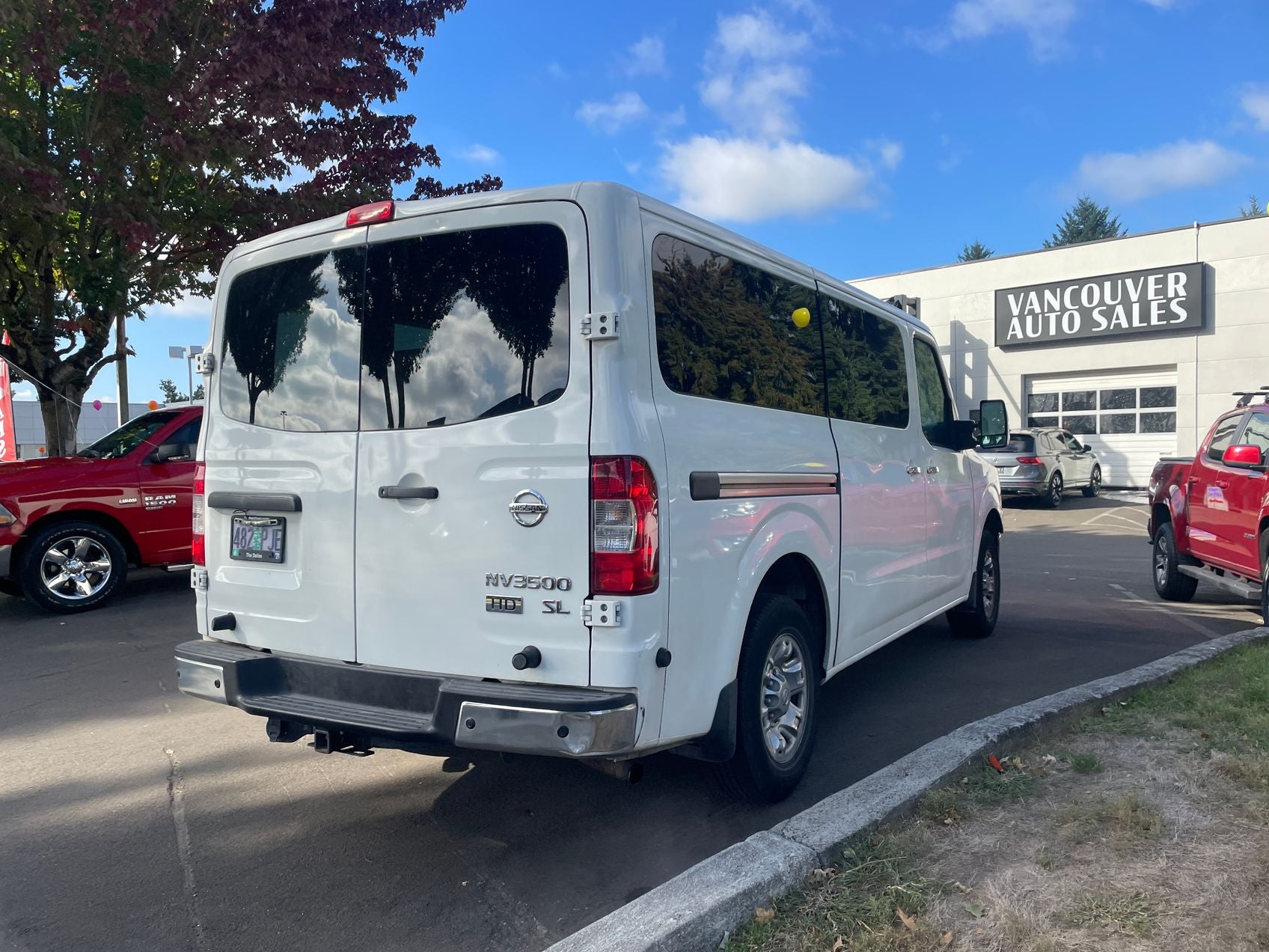 2014 Nissan NV Passenger SL