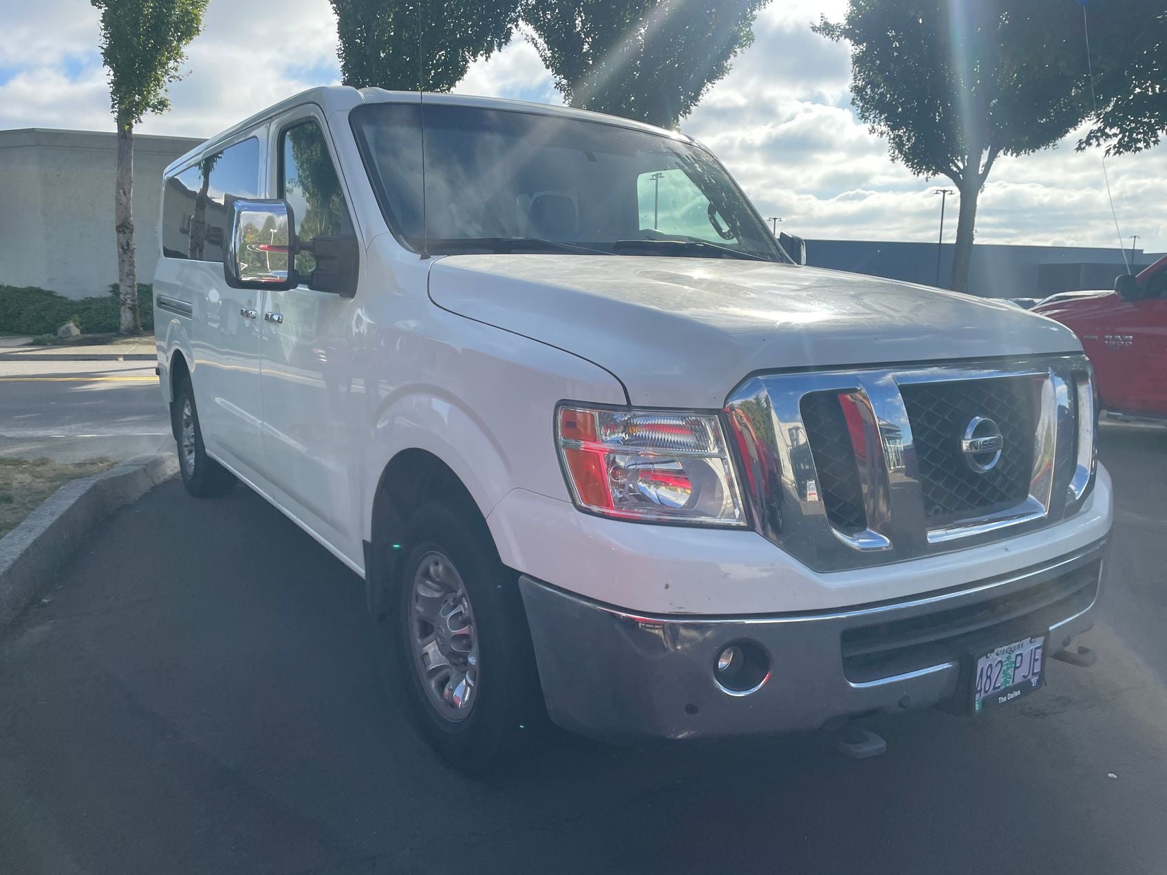 2014 Nissan NV Passenger SL