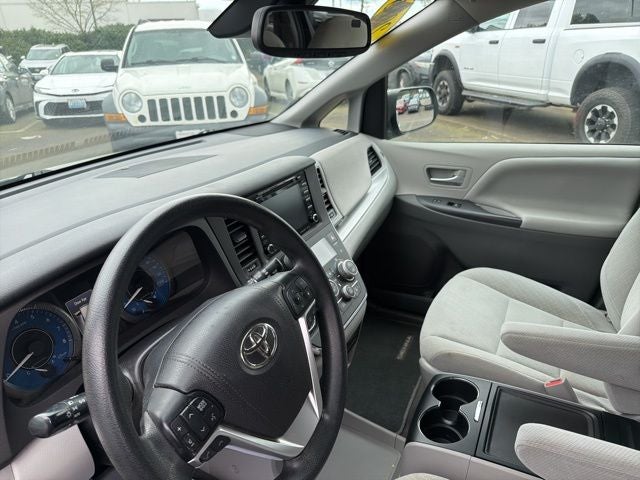 2018 Toyota Sienna LE 8 Passenger