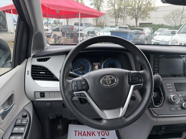 2018 Toyota Sienna LE 8 Passenger