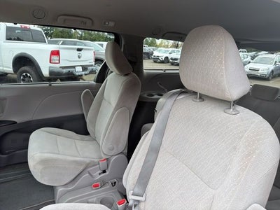 2018 Toyota Sienna LE 8 Passenger