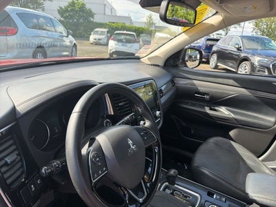 2020 Mitsubishi Outlander ES