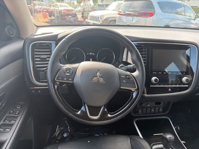 2020 Mitsubishi Outlander ES