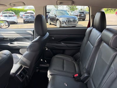 2020 Mitsubishi Outlander ES