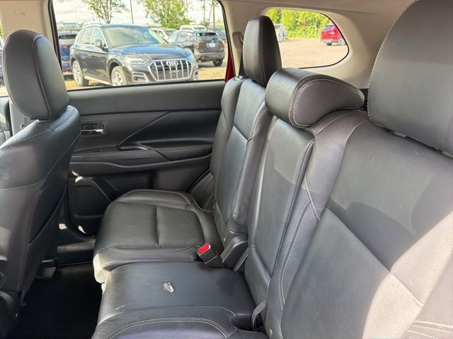 2020 Mitsubishi Outlander ES