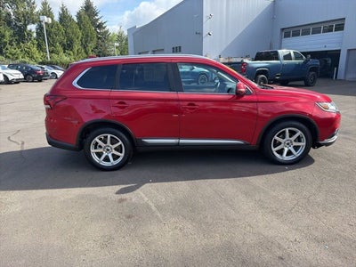 2020 Mitsubishi Outlander ES