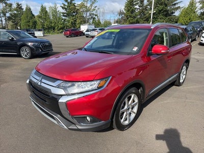 2020 Mitsubishi Outlander ES