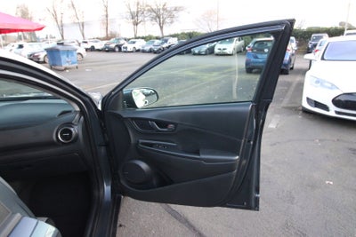 2020 Hyundai Kona SEL Plus