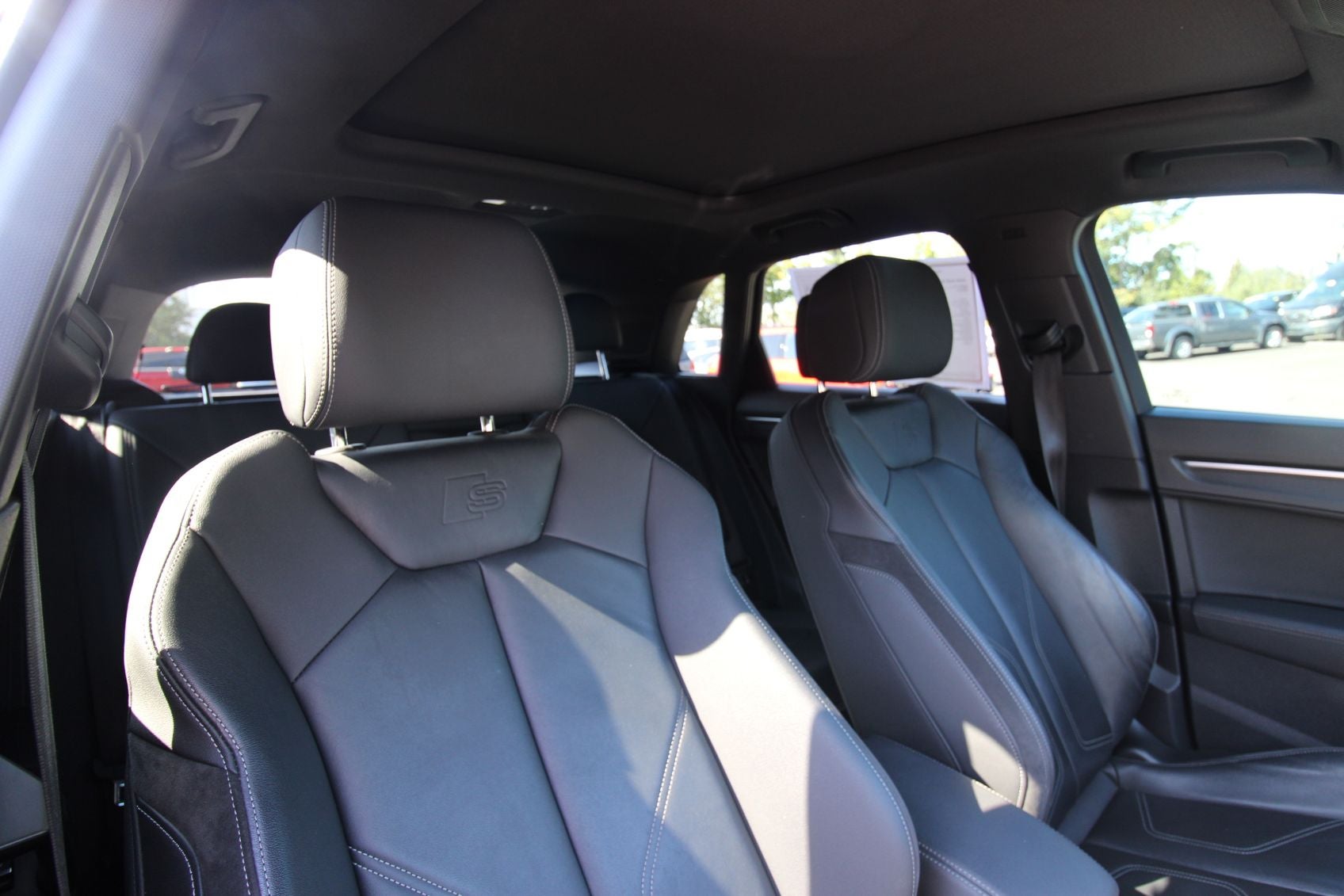 2020 Audi Q3 Premium Plus S line quattro