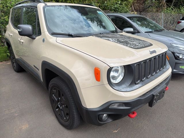 2017 Jeep Renegade Deserthawk