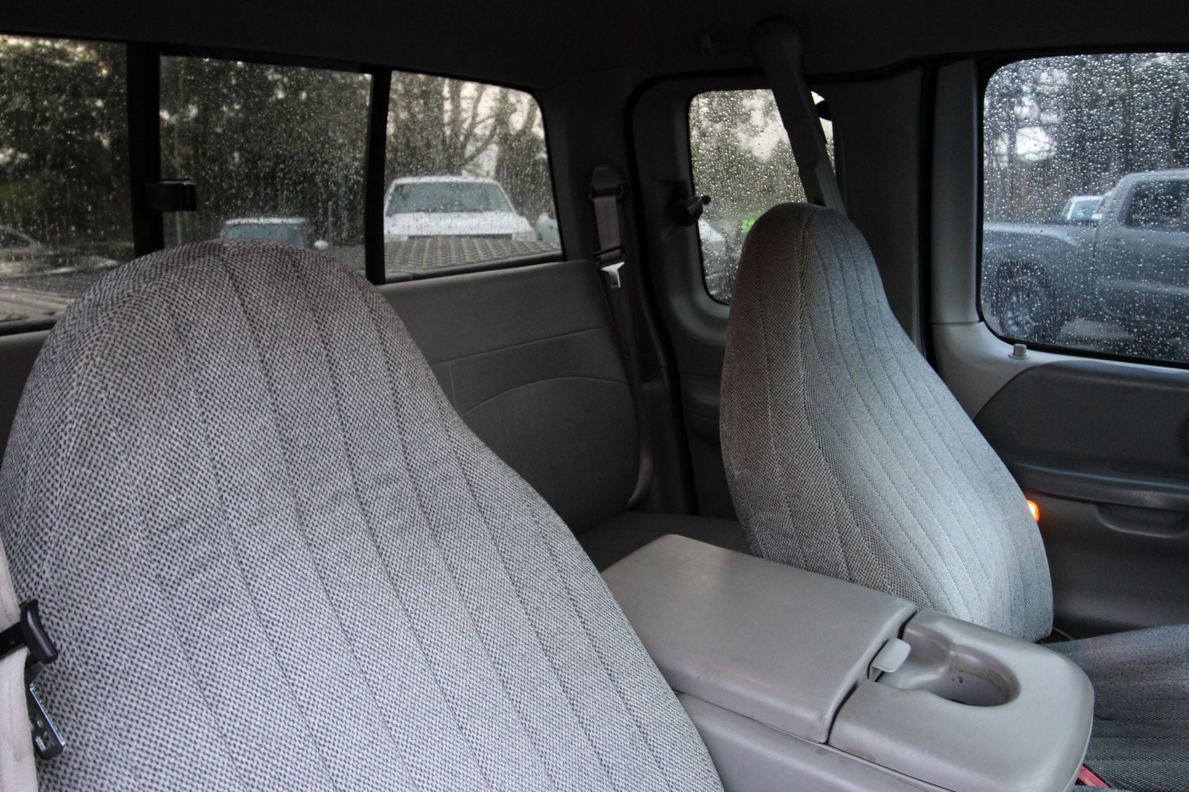 1999 Ford F-150 Base