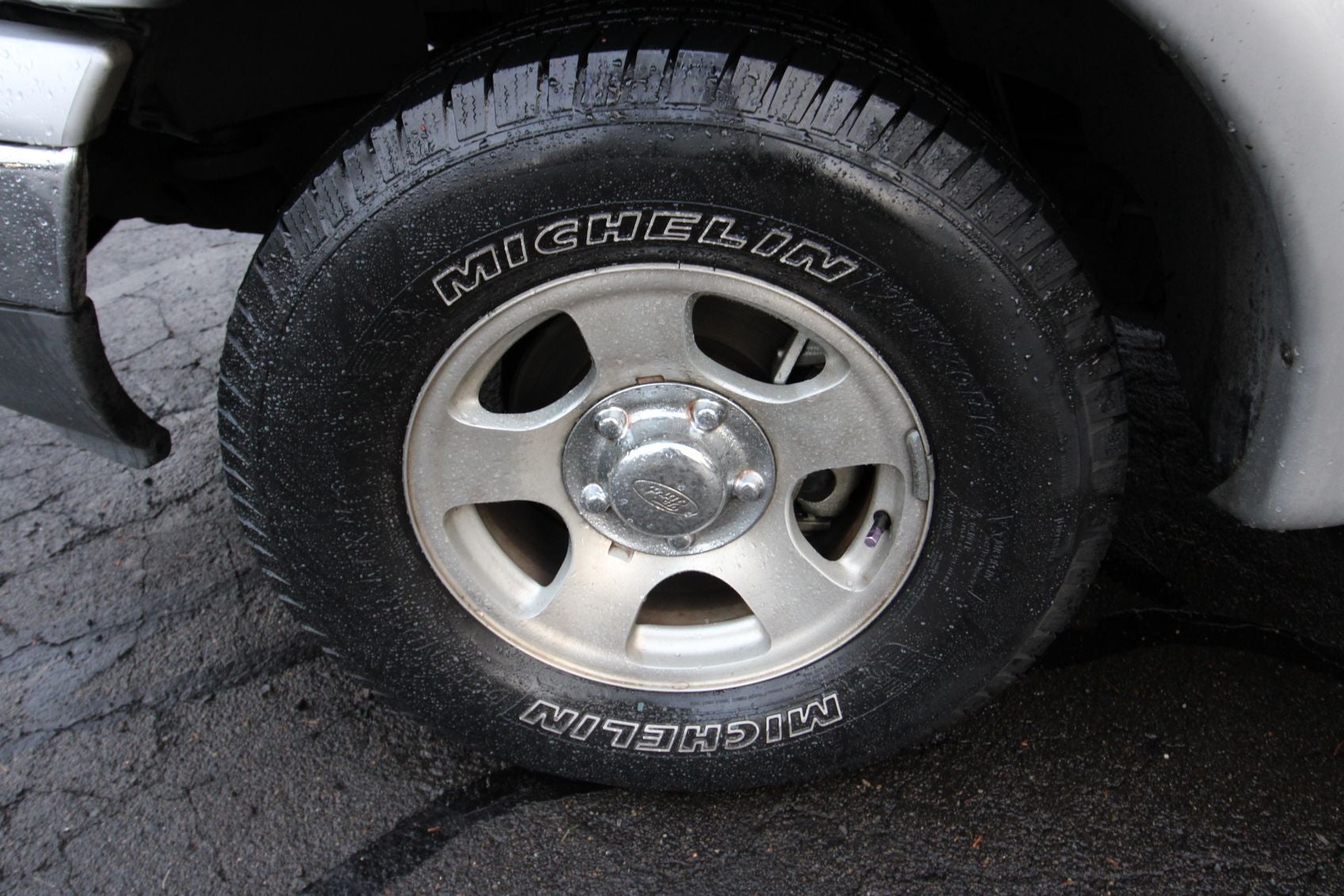 1999 Ford F-150 Base