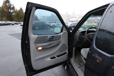 1999 Ford F-150 Base
