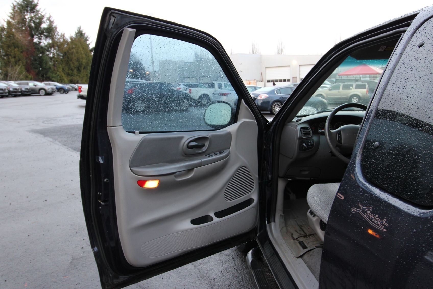 1999 Ford F-150 Base